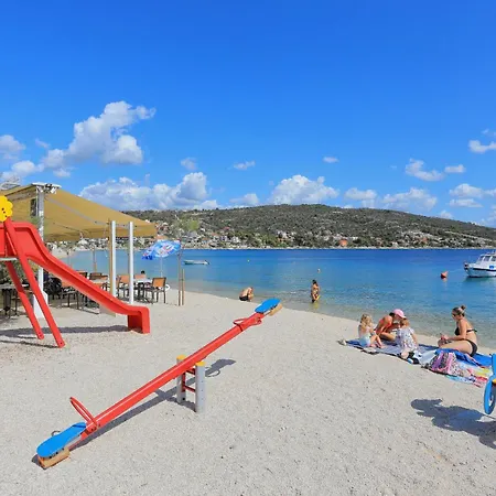 Seaside Family Friendly House With A Swimming Pool Sevid, Trogir - 22724 세비드