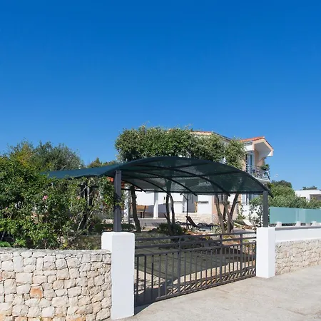 펜션 Seaside Family Friendly House With A Swimming Pool Sevid, Trogir - 22724 세비드