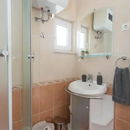 펜션 Seaside Family Friendly House With A Swimming Pool Sevid, Trogir - 22724 세비드