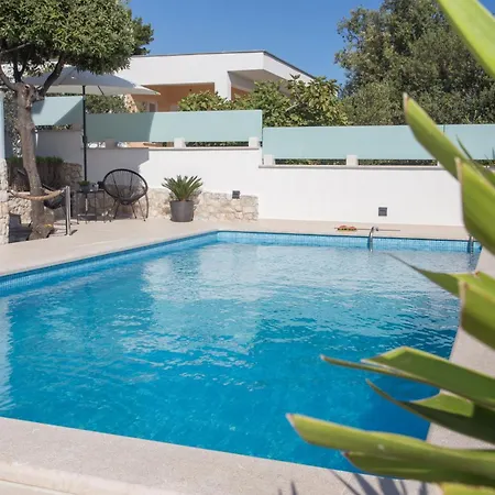 Seaside Family Friendly House With A Swimming Pool Sevid, Trogir - 22724 세비드